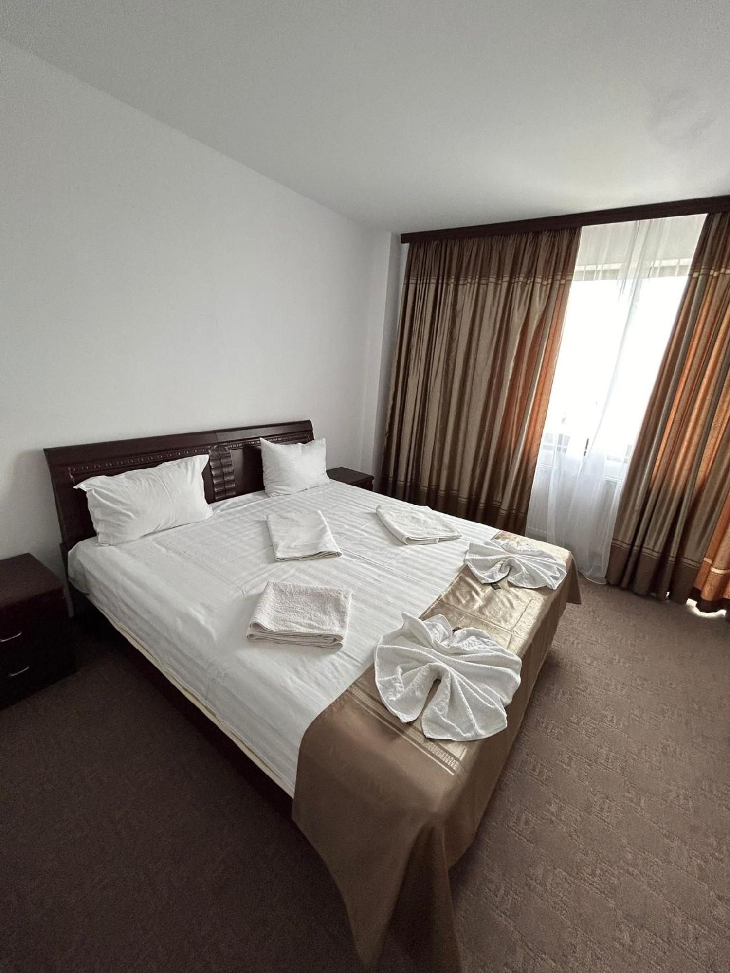 Hotel Orient Mamaia Nord Năvodari Esterno foto