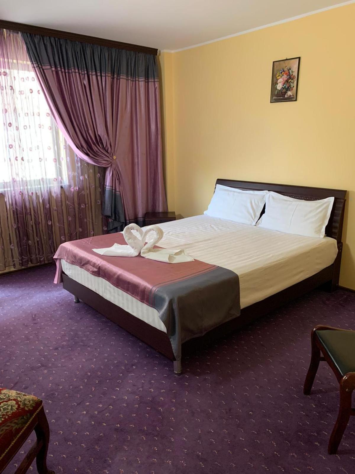 Hotel Orient Mamaia Nord Năvodari Esterno foto