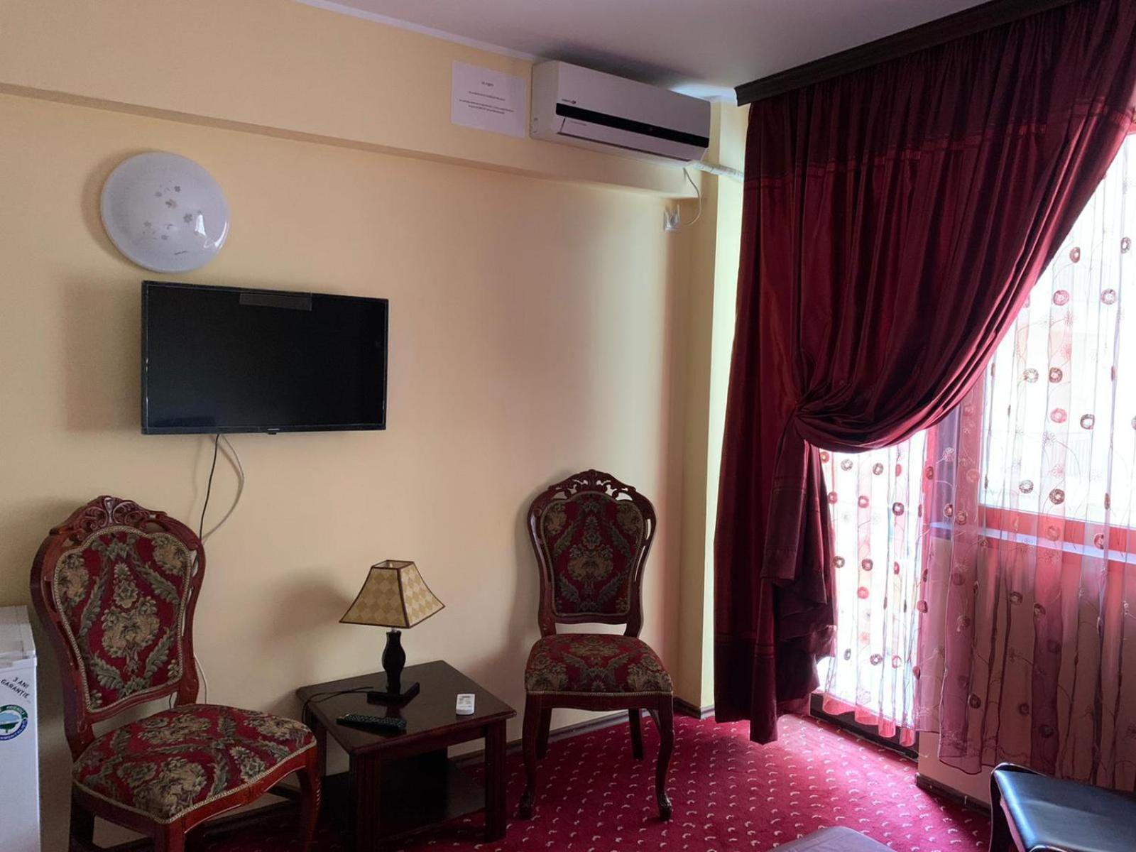 Hotel Orient Mamaia Nord Năvodari Esterno foto